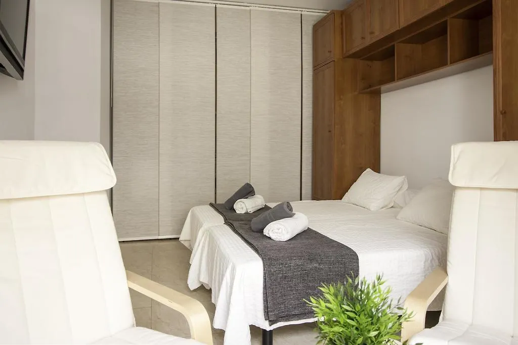 Estudio Nerja Calle Pintada 0*,  Espagne